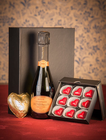 Valentines Hamper with Champagne